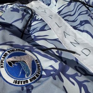 Hypland worldwide windbreaker